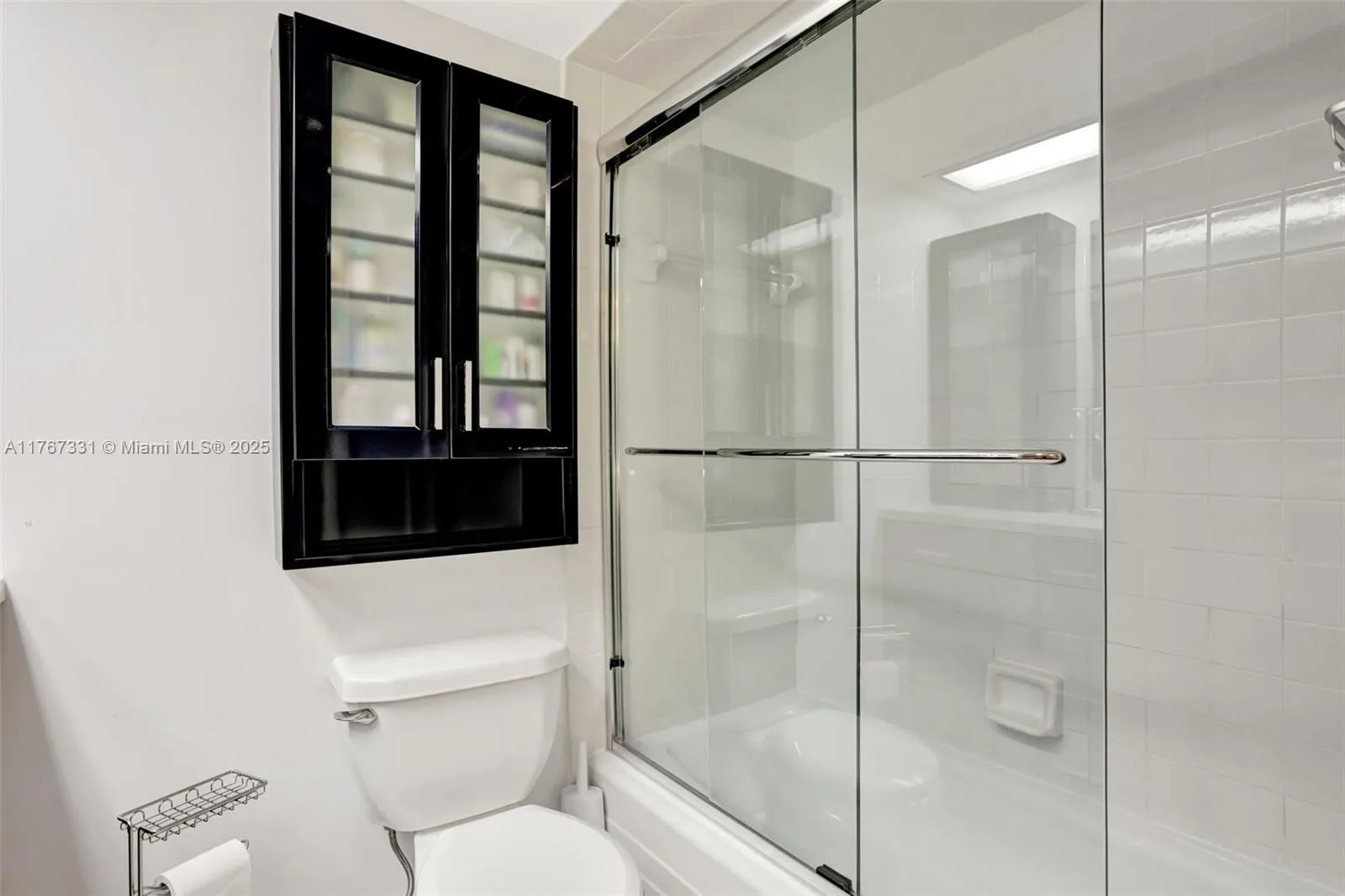 3510 Oaks Way 806, Pompano Beach, Florida 33069, Pompano Beach, Florida 33069, 2 Bedrooms Bedrooms, ,2 BathroomsBathrooms,Residential,For Sale,3510 Oaks Way 806, Pompano Beach, Florida 33069,A11767331