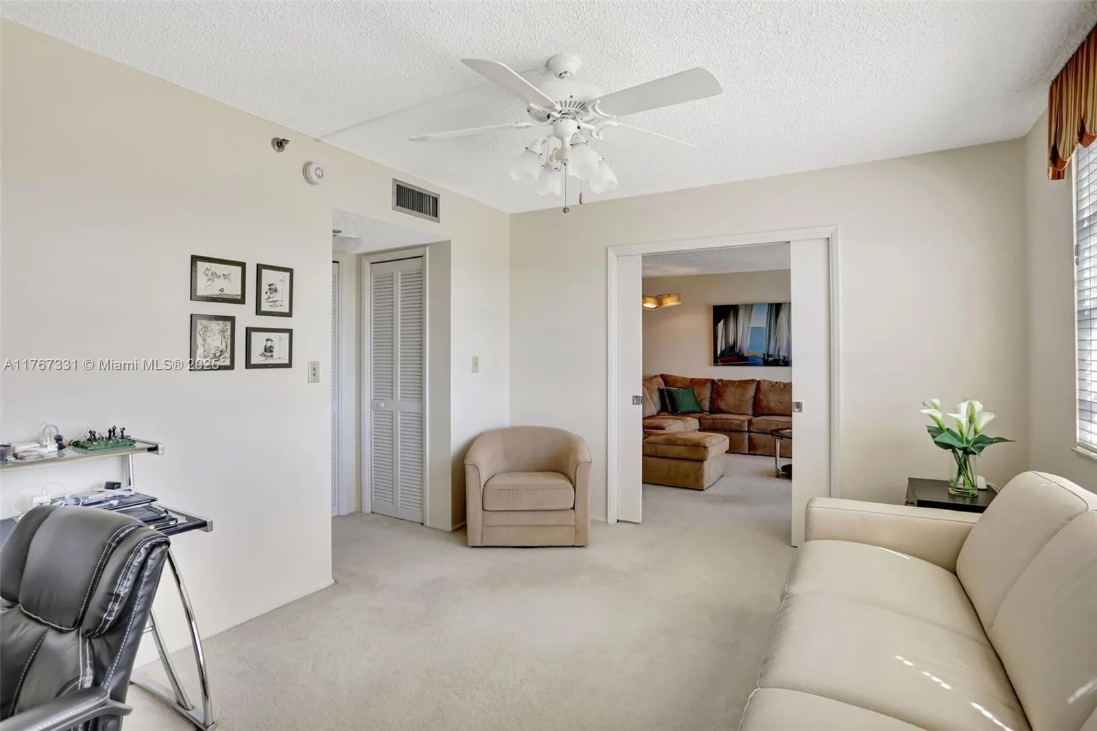 3510 Oaks Way 806, Pompano Beach, Florida 33069, Pompano Beach, Florida 33069, 2 Bedrooms Bedrooms, ,2 BathroomsBathrooms,Residential,For Sale,3510 Oaks Way 806, Pompano Beach, Florida 33069,A11767331