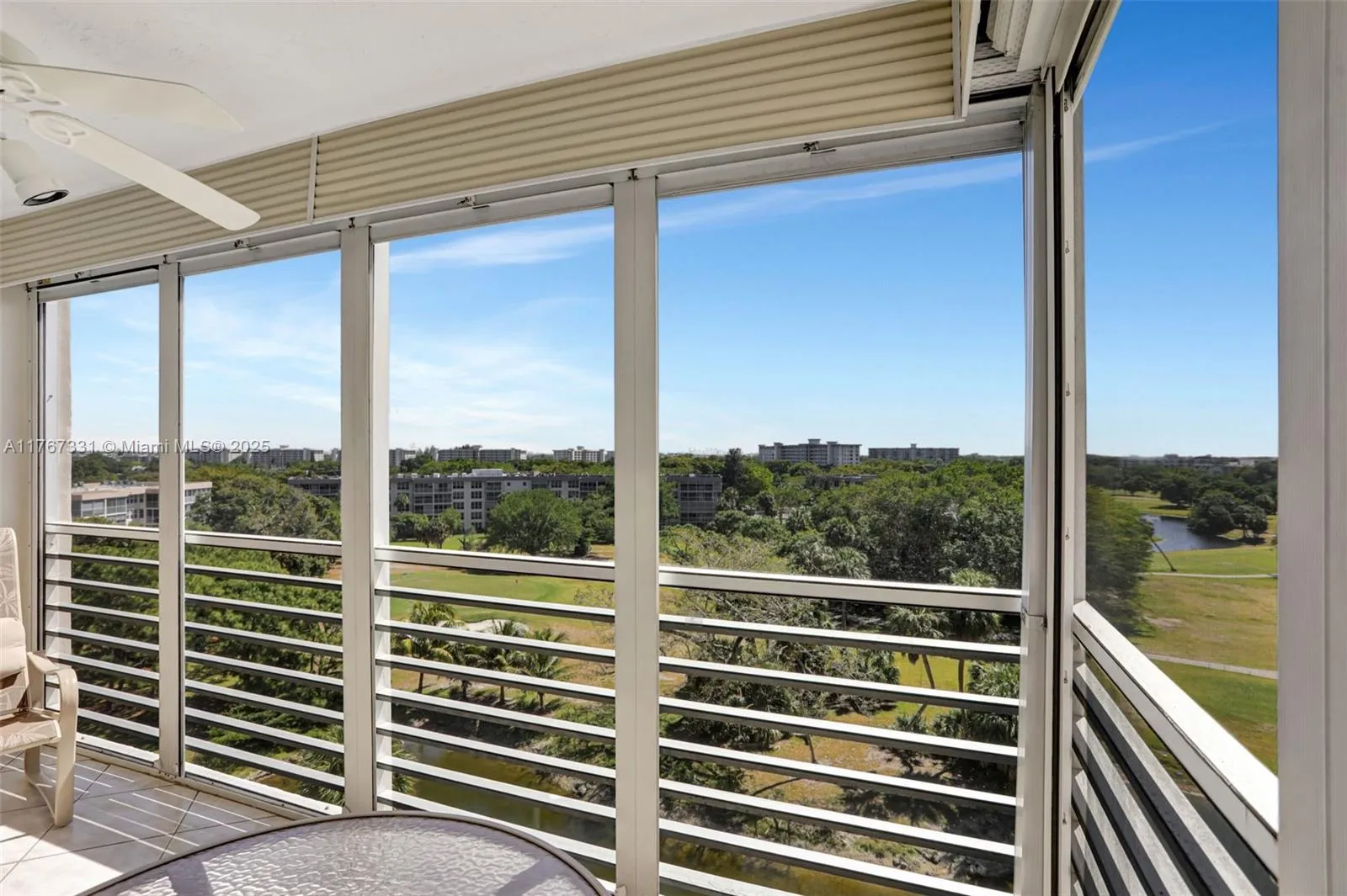 3510 Oaks Way 806, Pompano Beach, Florida 33069, Pompano Beach, Florida 33069, 2 Bedrooms Bedrooms, ,2 BathroomsBathrooms,Residential,For Sale,3510 Oaks Way 806, Pompano Beach, Florida 33069,A11767331