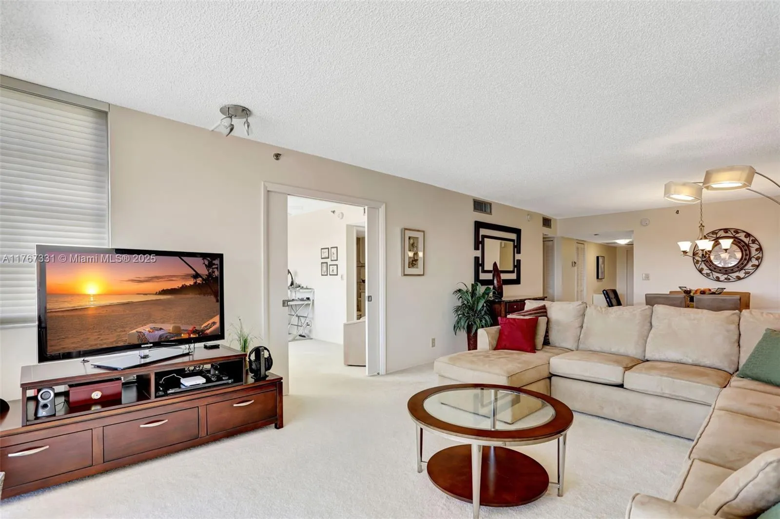 3510 Oaks Way 806, Pompano Beach, Florida 33069, Pompano Beach, Florida 33069, 2 Bedrooms Bedrooms, ,2 BathroomsBathrooms,Residential,For Sale,3510 Oaks Way 806, Pompano Beach, Florida 33069,A11767331