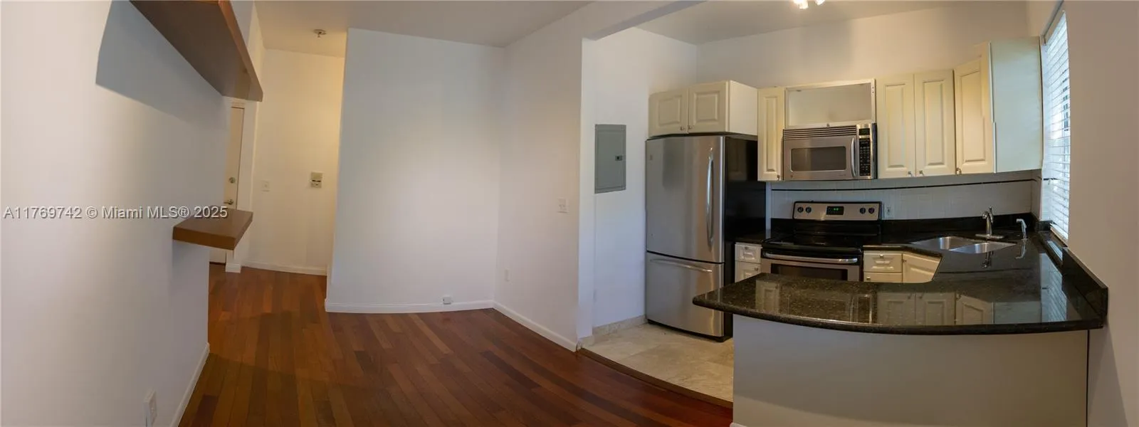 577 Ne 62 Street 2, Miami, Florida 33138, Miami, Florida 33138, 2 Bedrooms Bedrooms, ,1 BathroomBathrooms,Residential,For Sale,577 Ne 62 Street 2, Miami, Florida 33138,A11769742