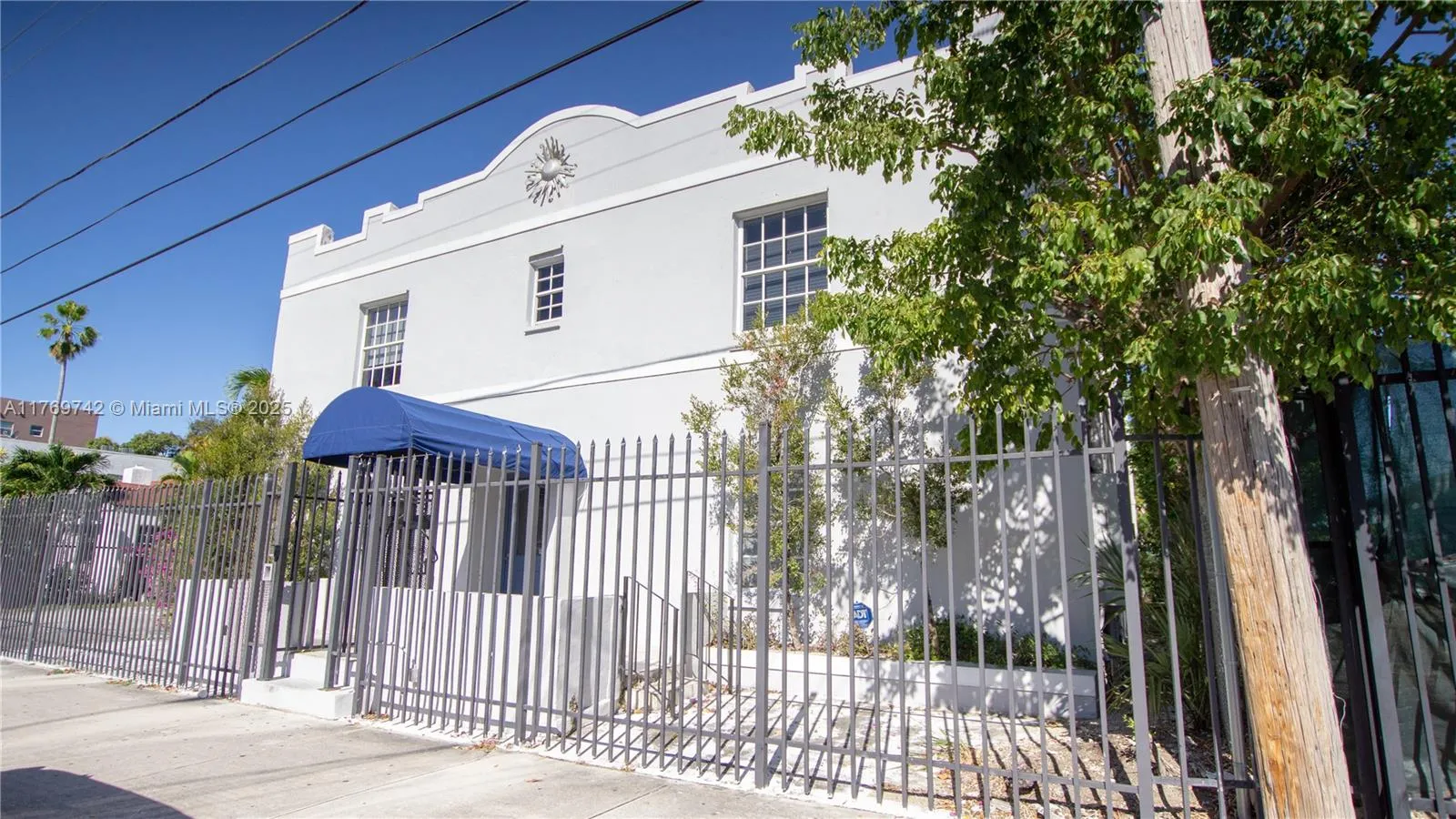 577 Ne 62 Street 2, Miami, Florida 33138, Miami, Florida 33138, 2 Bedrooms Bedrooms, ,1 BathroomBathrooms,Residential,For Sale,577 Ne 62 Street 2, Miami, Florida 33138,A11769742