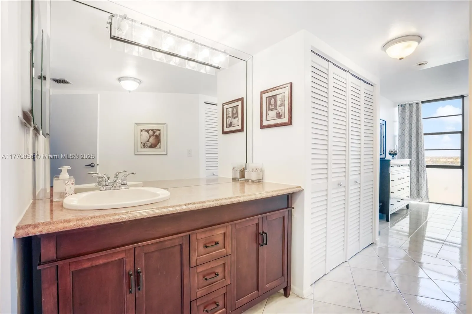 3475 N Country Club Dr 818, Aventura, Florida 3318, Aventura, Florida 33180, 2 Bedrooms Bedrooms, ,2 BathroomsBathrooms,Residential,For Sale,3475 N Country Club Dr 818, Aventura, Florida 3318,A11770056