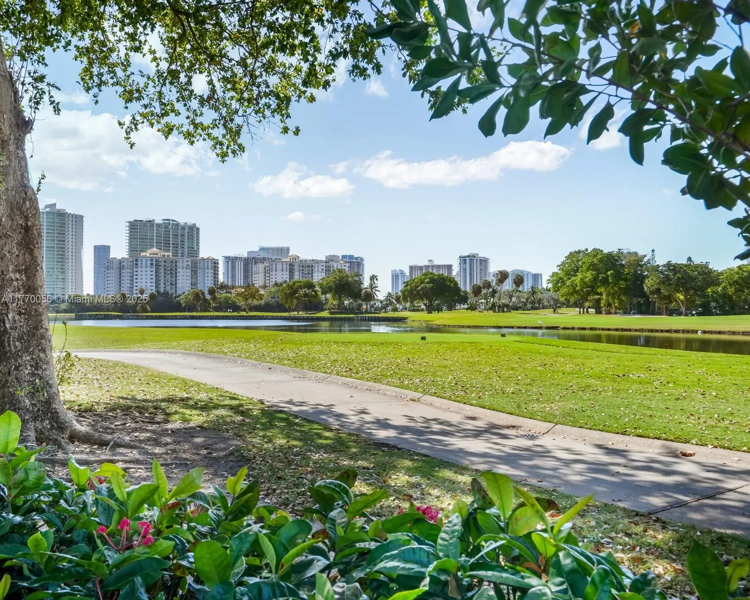 3475 N Country Club Dr 818, Aventura, Florida 3318, Aventura, Florida 33180, 2 Bedrooms Bedrooms, ,2 BathroomsBathrooms,Residential,For Sale,3475 N Country Club Dr 818, Aventura, Florida 3318,A11770056