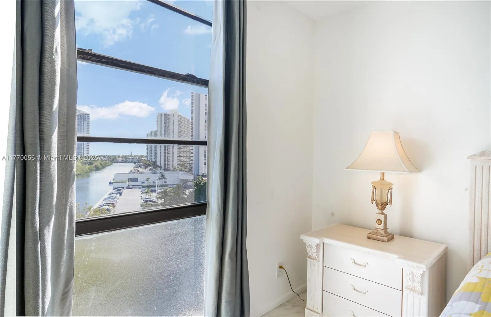 3475 N Country Club Dr 818, Aventura, Florida 3318, Aventura, Florida 33180, 2 Bedrooms Bedrooms, ,2 BathroomsBathrooms,Residential,For Sale,3475 N Country Club Dr 818, Aventura, Florida 3318,A11770056