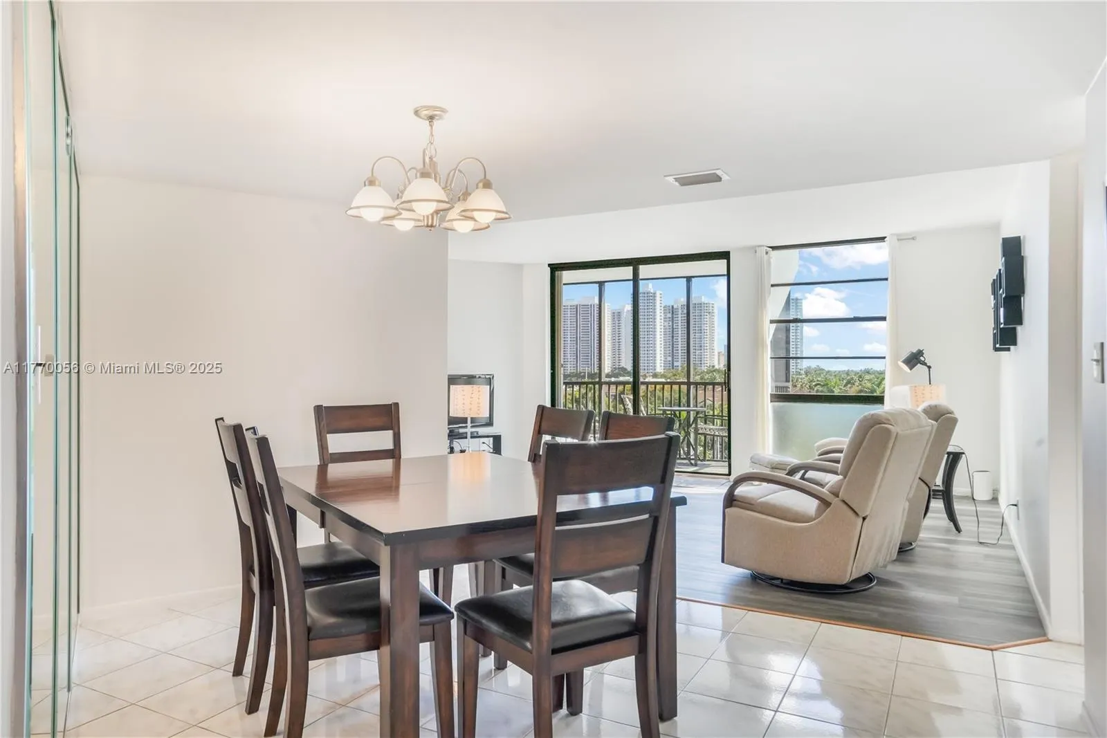 3475 N Country Club Dr 818, Aventura, Florida 3318, Aventura, Florida 33180, 2 Bedrooms Bedrooms, ,2 BathroomsBathrooms,Residential,For Sale,3475 N Country Club Dr 818, Aventura, Florida 3318,A11770056