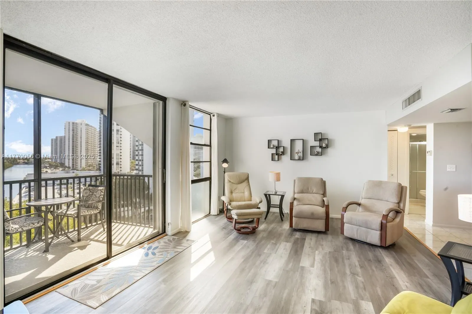 3475 N Country Club Dr 818, Aventura, Florida 3318, Aventura, Florida 33180, 2 Bedrooms Bedrooms, ,2 BathroomsBathrooms,Residential,For Sale,3475 N Country Club Dr 818, Aventura, Florida 3318,A11770056