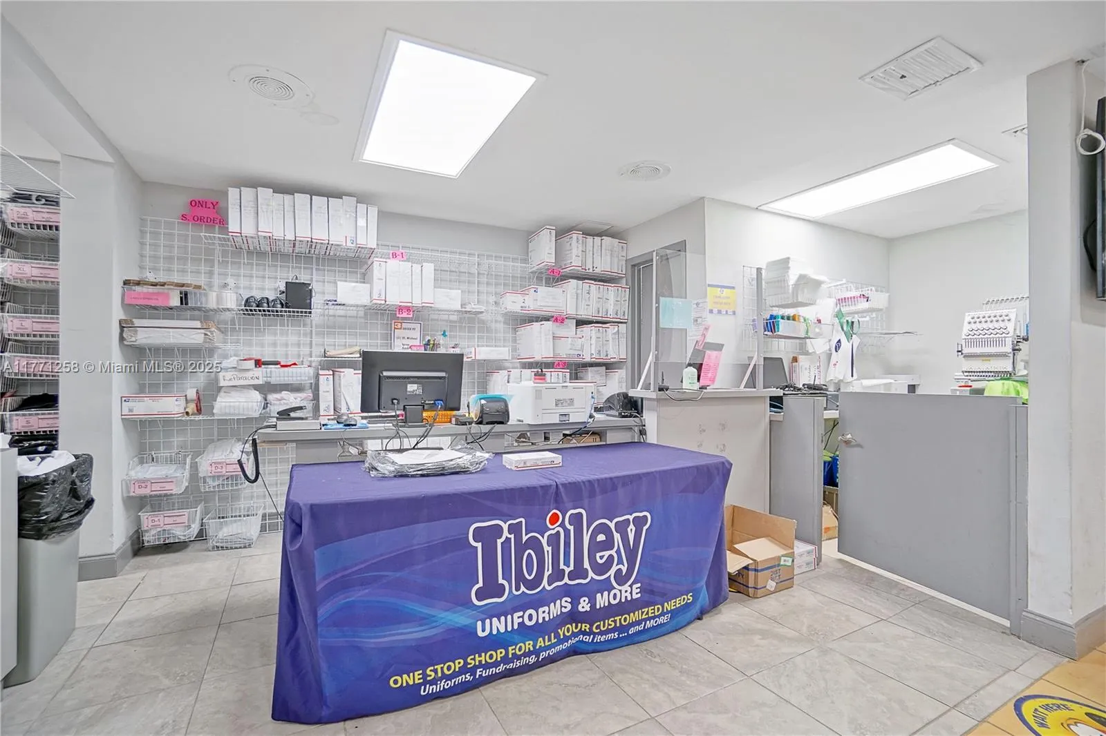 2924 W Flagler St, Miami, Florida 33135, Miami, Florida 33135, ,Commercial Lease,For Rent,2924 W Flagler St, Miami, Florida 33135,A11771258