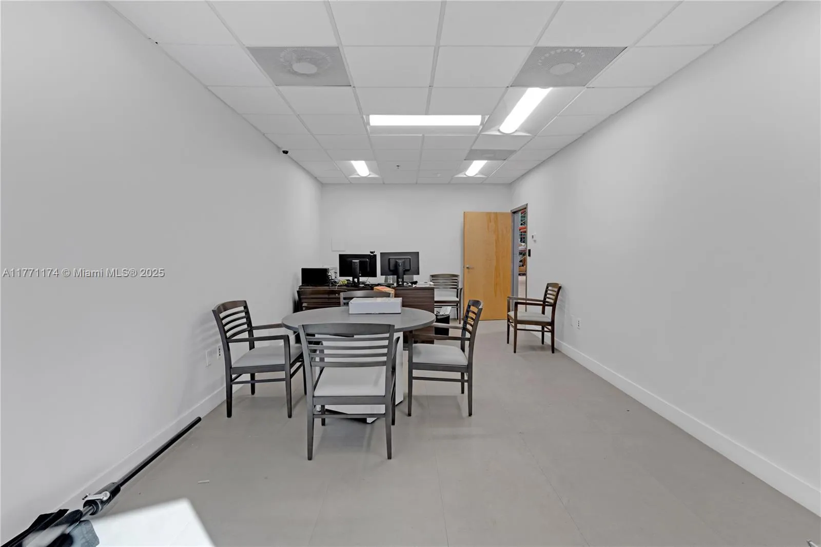 13801 Sw 119th Ave, Miami, Florida 33186, Miami, Florida 33186, ,Commercial Lease,For Rent,13801 Sw 119th Ave, Miami, Florida 33186,A11771174