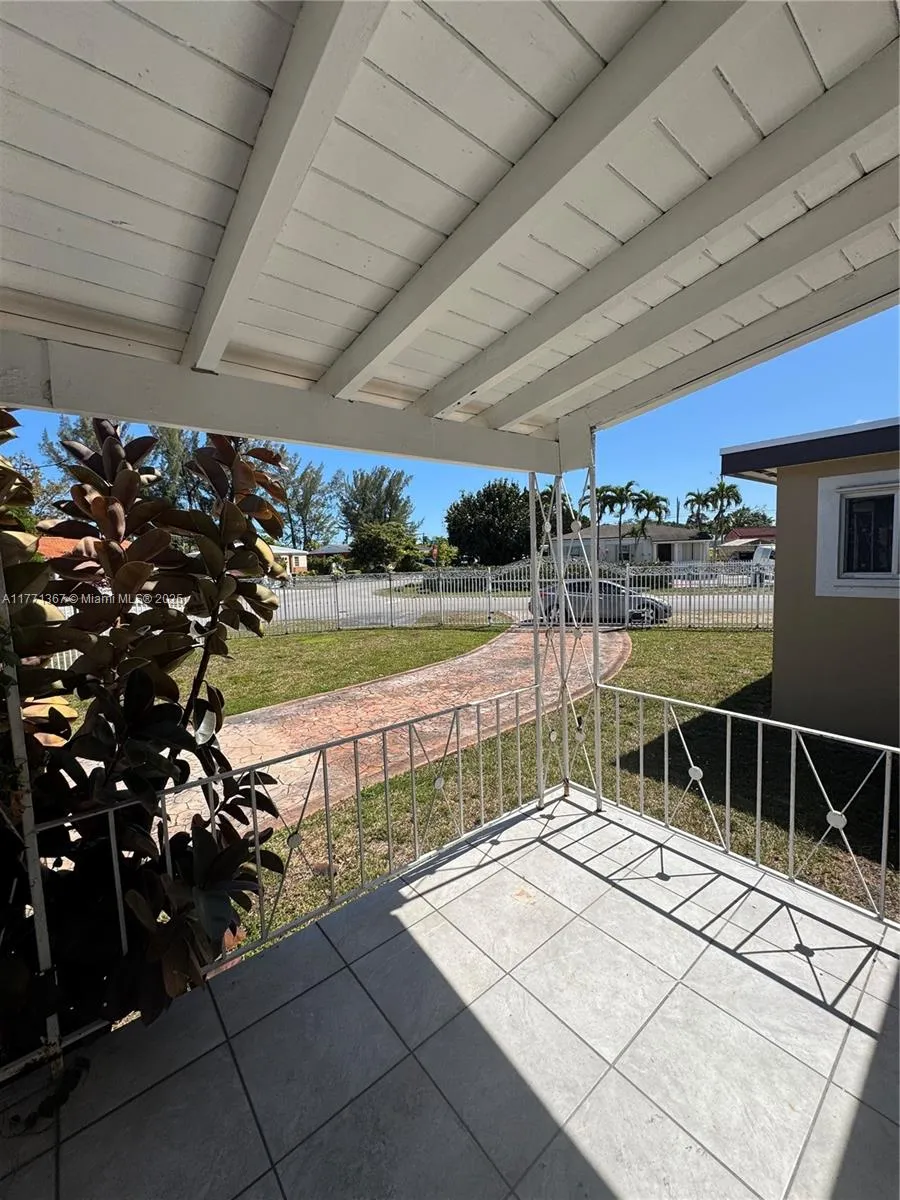 1730 Sw 72nd Ct, Miami, Florida 33155, Miami, Florida 33155, ,Residential Income,For Sale,1730 Sw 72nd Ct, Miami, Florida 33155,A11771367