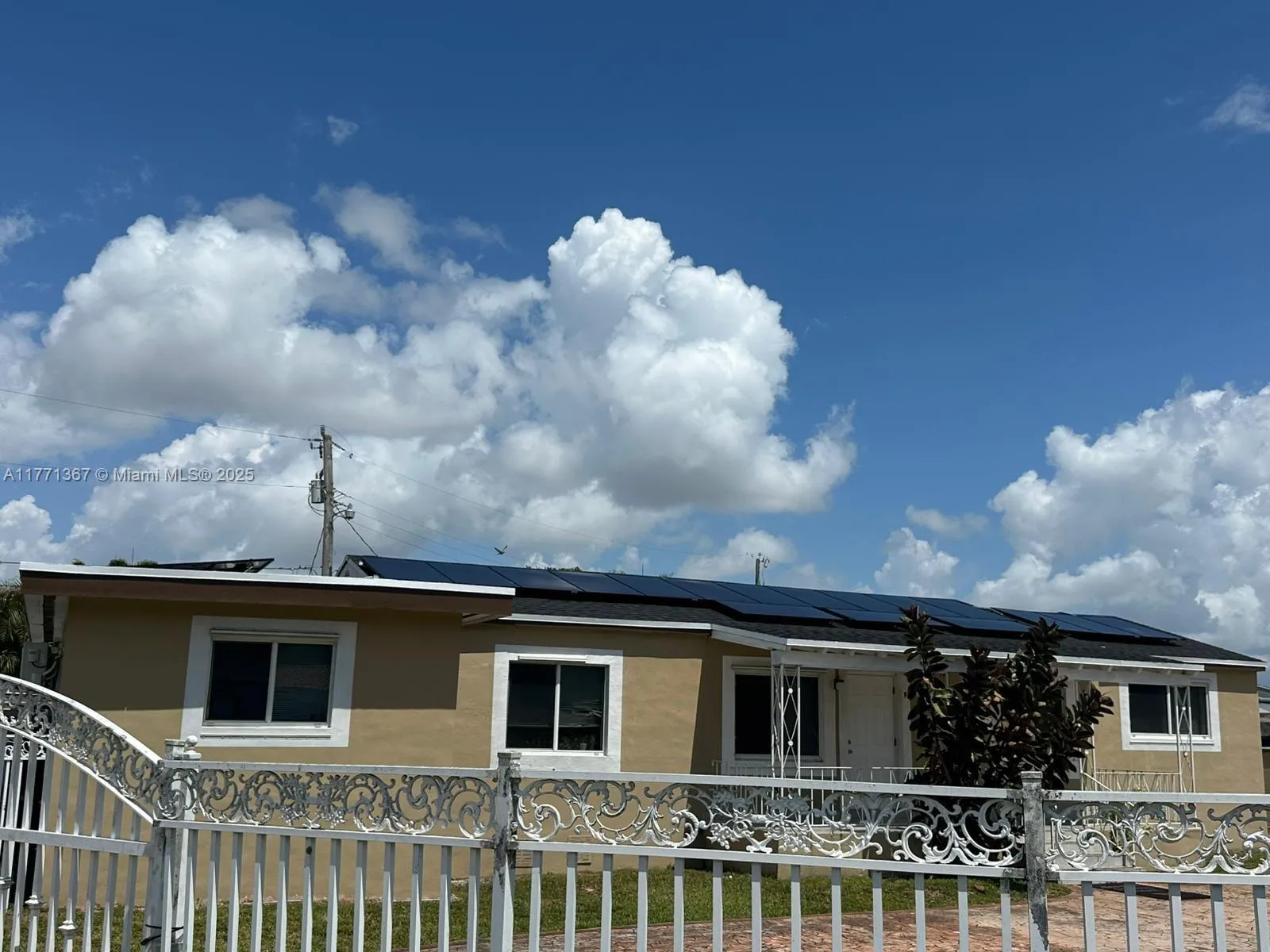 1730 Sw 72nd Ct, Miami, Florida 33155, Miami, Florida 33155, ,Residential Income,For Sale,1730 Sw 72nd Ct, Miami, Florida 33155,A11771367
