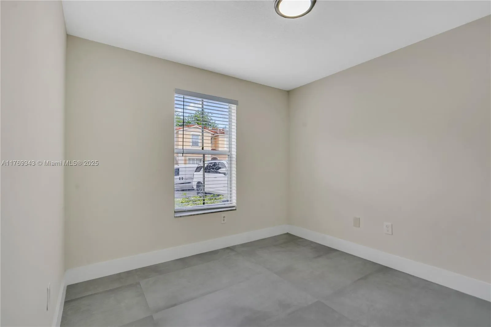 3167 Sw 129th Ter 163, Miramar, Florida 33027, Miramar, Florida 33027, 3 Bedrooms Bedrooms, ,3 BathroomsBathrooms,Residential Lease,For Rent,3167 Sw 129th Ter 163, Miramar, Florida 33027,A11769343