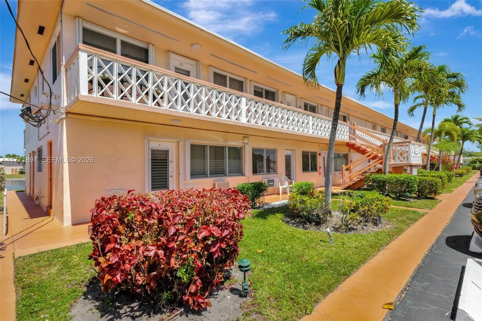 1012 Sw 11th St 20n, Hallandale Beach, Florida 330, Hallandale Beach, Florida 33009, 2 Bedrooms Bedrooms, ,1 BathroomBathrooms,Residential,For Sale,1012 Sw 11th St 20n, Hallandale Beach, Florida 330,A11771897