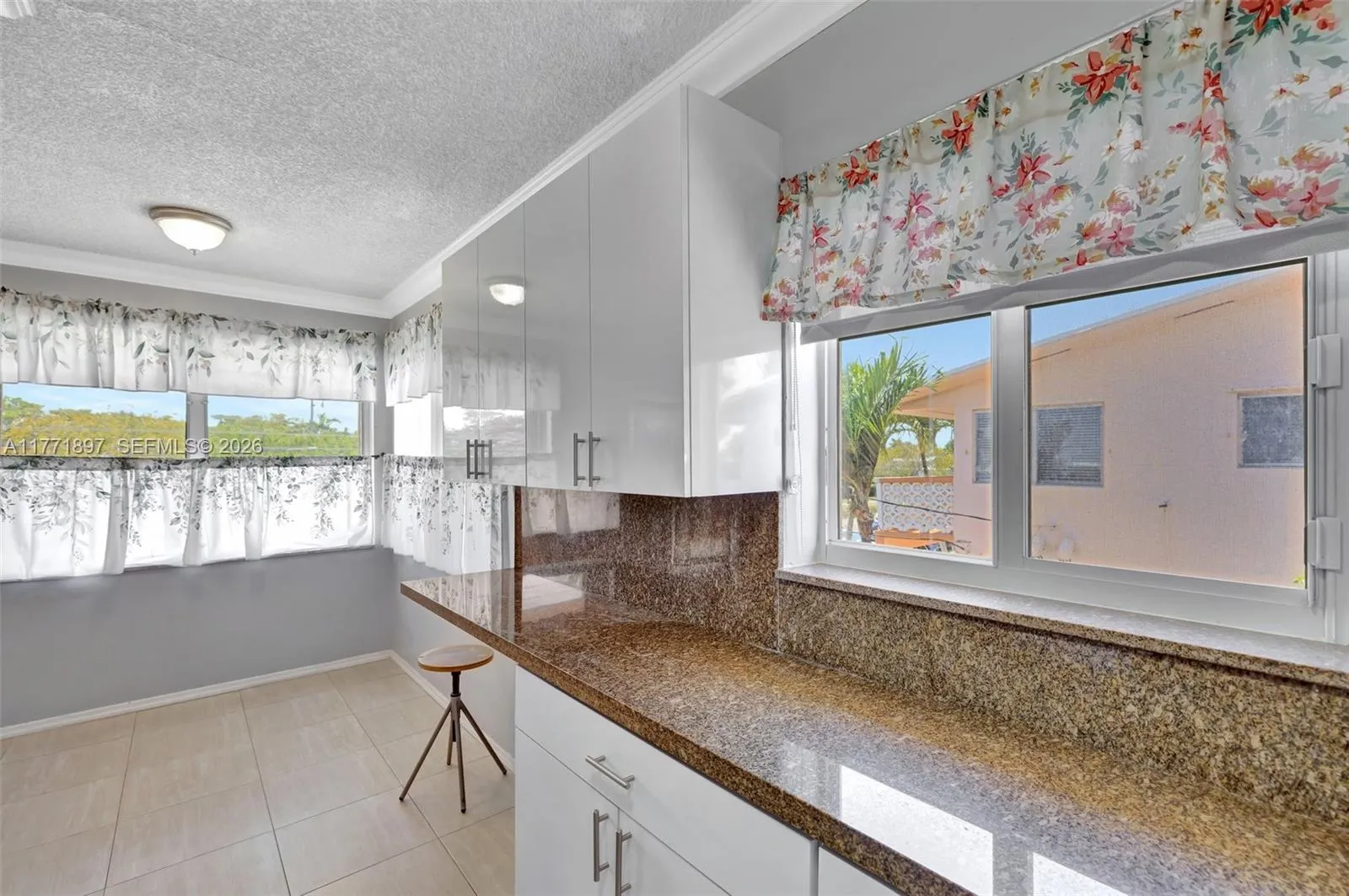 1012 Sw 11th St 20n, Hallandale Beach, Florida 330, Hallandale Beach, Florida 33009, 2 Bedrooms Bedrooms, ,1 BathroomBathrooms,Residential,For Sale,1012 Sw 11th St 20n, Hallandale Beach, Florida 330,A11771897