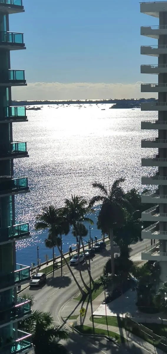 1300 Brickell Bay Dr 1107, Miami, Florida 33131, Miami, Florida 33131, 1 Bedroom Bedrooms, ,1 BathroomBathrooms,Residential Lease,For Rent,1300 Brickell Bay Dr 1107, Miami, Florida 33131,A11772055
