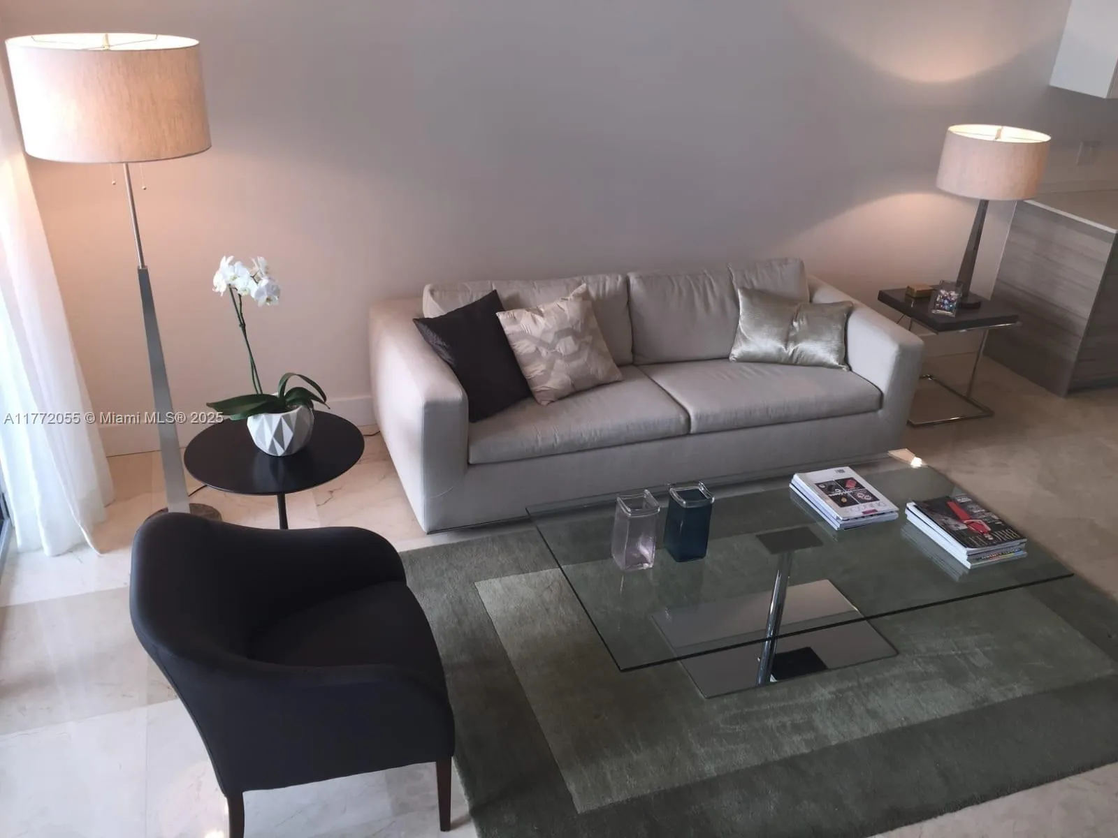 1300 Brickell Bay Dr 1107, Miami, Florida 33131, Miami, Florida 33131, 1 Bedroom Bedrooms, ,1 BathroomBathrooms,Residential Lease,For Rent,1300 Brickell Bay Dr 1107, Miami, Florida 33131,A11772055