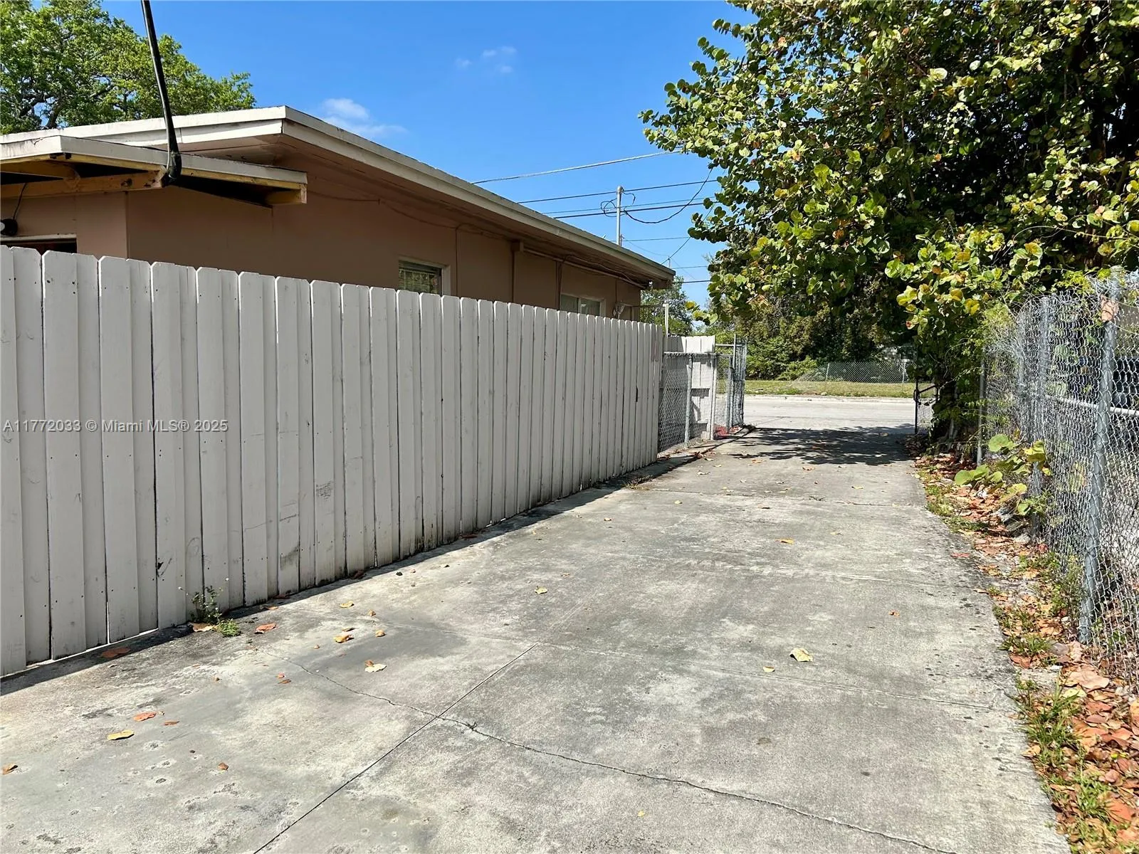 1940 Ali Baba Ave, Opa-locka, Florida 33054, Opa Locka, Florida 33054, ,Residential Income,For Sale,1940 Ali Baba Ave, Opa-locka, Florida 33054,A11772033