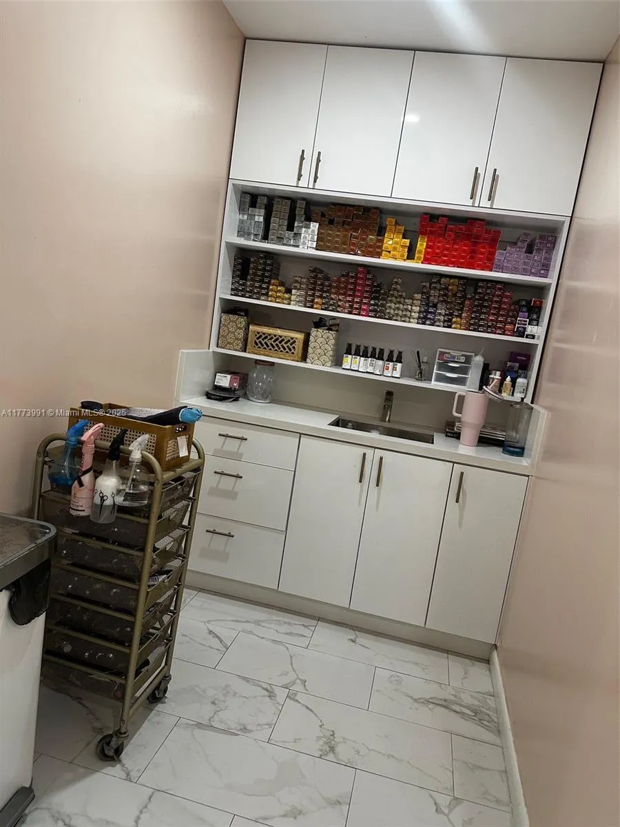 3872 Grand Ave, Miami, Florida 33133, Miami, Florida 33133, ,Commercial Lease,For Rent,3872 Grand Ave, Miami, Florida 33133,A11773991