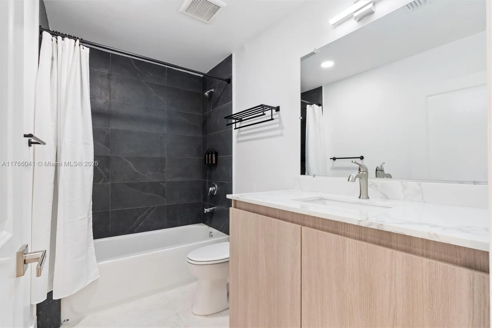 1212 Nw 6th Ct, Fort Lauderdale, Florida 33311, Fort Lauderdale, Florida 33311, ,Residential Income,For Sale,1212 Nw 6th Ct, Fort Lauderdale, Florida 33311,A11766041