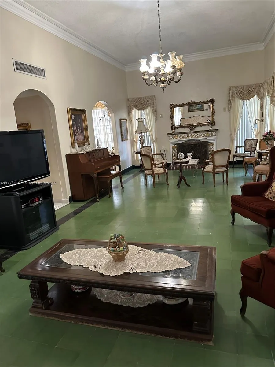 870 Nw 14th Ct, Miami, Florida 33125, Miami, Florida 33125, ,Residential Income,For Sale,870 Nw 14th Ct, Miami, Florida 33125,A11774460