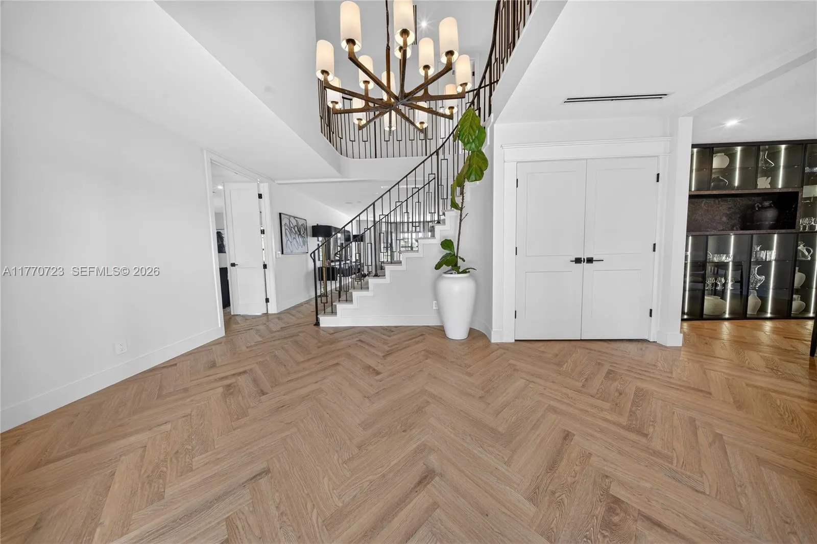 4312 Ne 22nd Ave, Fort Lauderdale, Florida 33308, Fort Lauderdale, Florida 33308, 5 Bedrooms Bedrooms, ,4 BathroomsBathrooms,Residential Lease,For Rent,4312 Ne 22nd Ave, Fort Lauderdale, Florida 33308,A11770723