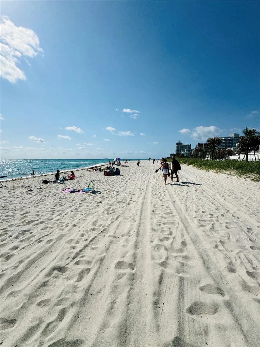 5445 Collins Ave 1520, Miami Beach, Florida 33140, Miami Beach, Florida 33140, ,1 BathroomBathrooms,Residential,For Sale,5445 Collins Ave 1520, Miami Beach, Florida 33140,A11775430