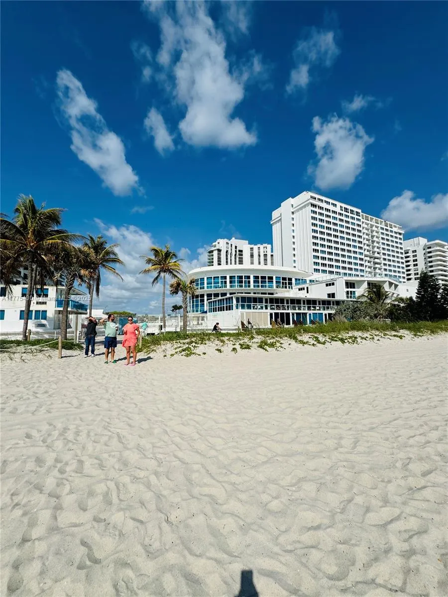 5445 Collins Ave 1520, Miami Beach, Florida 33140, Miami Beach, Florida 33140, ,1 BathroomBathrooms,Residential,For Sale,5445 Collins Ave 1520, Miami Beach, Florida 33140,A11775430