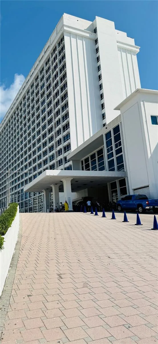 5445 Collins Ave 1520, Miami Beach, Florida 33140, Miami Beach, Florida 33140, ,1 BathroomBathrooms,Residential,For Sale,5445 Collins Ave 1520, Miami Beach, Florida 33140,A11775430