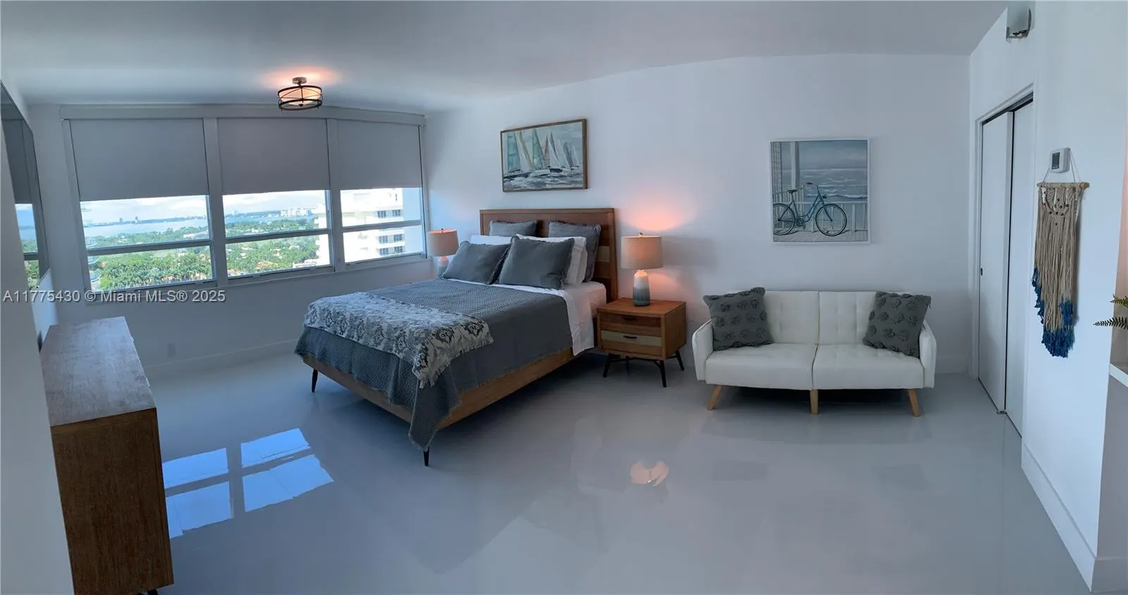 5445 Collins Ave 1520, Miami Beach, Florida 33140, Miami Beach, Florida 33140, ,1 BathroomBathrooms,Residential,For Sale,5445 Collins Ave 1520, Miami Beach, Florida 33140,A11775430
