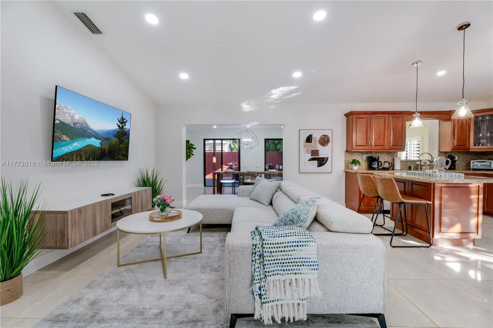 14517 Sw 98th Ter, Miami, Florida 33186, Miami, Florida 33186, 4 Bedrooms Bedrooms, ,2 BathroomsBathrooms,Residential Lease,For Rent,14517 Sw 98th Ter, Miami, Florida 33186,A11773818