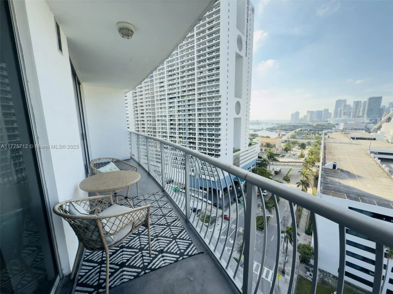 1750 N Bayshore Dr 1612, Miami, Florida 33132, Miami, Florida 33132, 1 Bedroom Bedrooms, ,1 BathroomBathrooms,Residential,For Sale,1750 N Bayshore Dr 1612, Miami, Florida 33132,A11775712