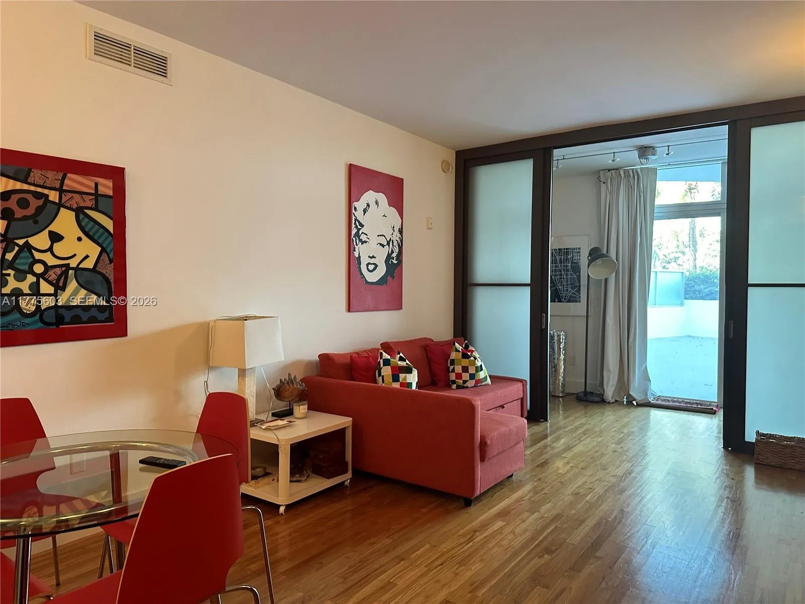 2001 Meridian Ave 309, Miami Beach, Florida 33139, Miami Beach, Florida 33139, 2 Bedrooms Bedrooms, ,2 BathroomsBathrooms,Residential Lease,For Rent,2001 Meridian Ave 309, Miami Beach, Florida 33139,A11775603