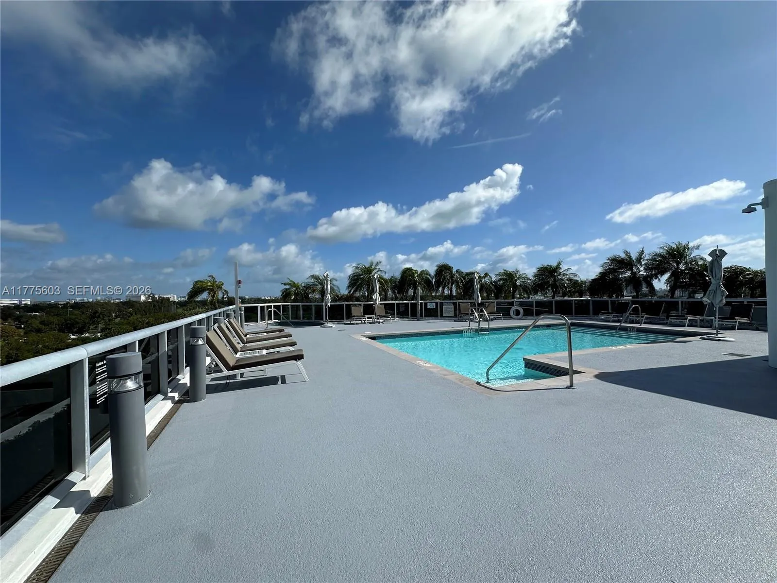 2001 Meridian Ave 309, Miami Beach, Florida 33139, Miami Beach, Florida 33139, 2 Bedrooms Bedrooms, ,2 BathroomsBathrooms,Residential Lease,For Rent,2001 Meridian Ave 309, Miami Beach, Florida 33139,A11775603