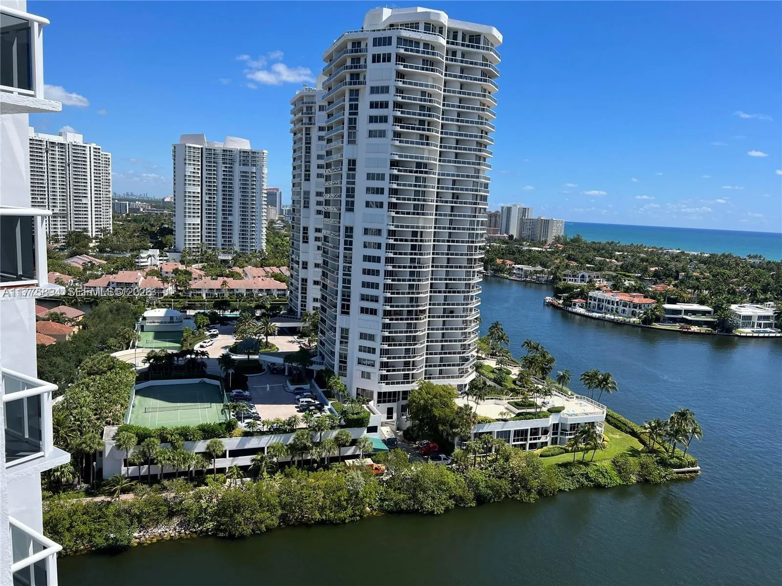 20505 E Country Club Dr 2034, Aventura, Florida 33, Aventura, Florida 33180, 2 Bedrooms Bedrooms, ,2 BathroomsBathrooms,Residential,For Sale,20505 E Country Club Dr 2034, Aventura, Florida 33,A11775894