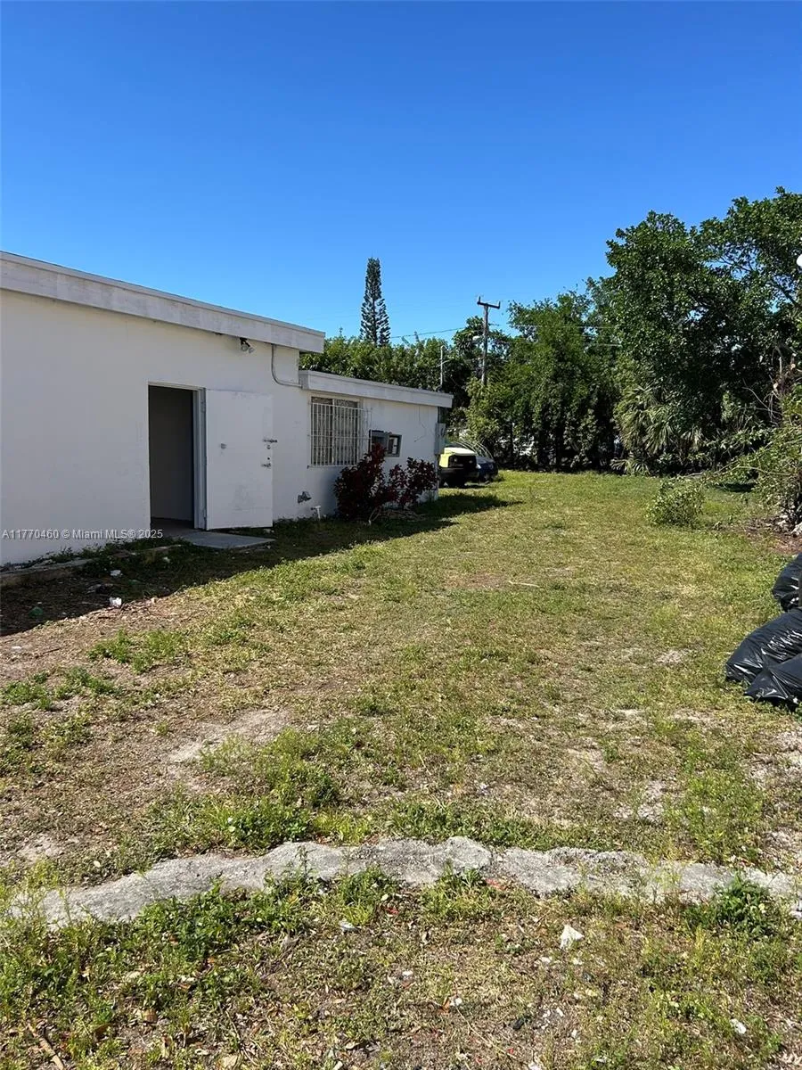 5911 W Hallandale Beach Blvd, West Park, Florida 3, West Park, Florida 33023, ,Commercial Lease,For Rent,5911 W Hallandale Beach Blvd, West Park, Florida 3,A11770460