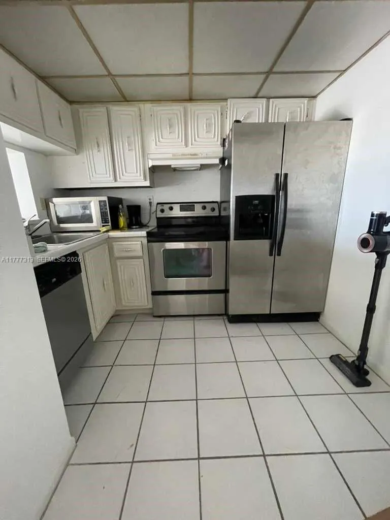 496 Nw 165th St Rd D-611, Miami, Florida 33169, Miami, Florida 33169, 1 Bedroom Bedrooms, ,1 BathroomBathrooms,Residential Lease,For Rent,496 Nw 165th St Rd D-611, Miami, Florida 33169,A11777313