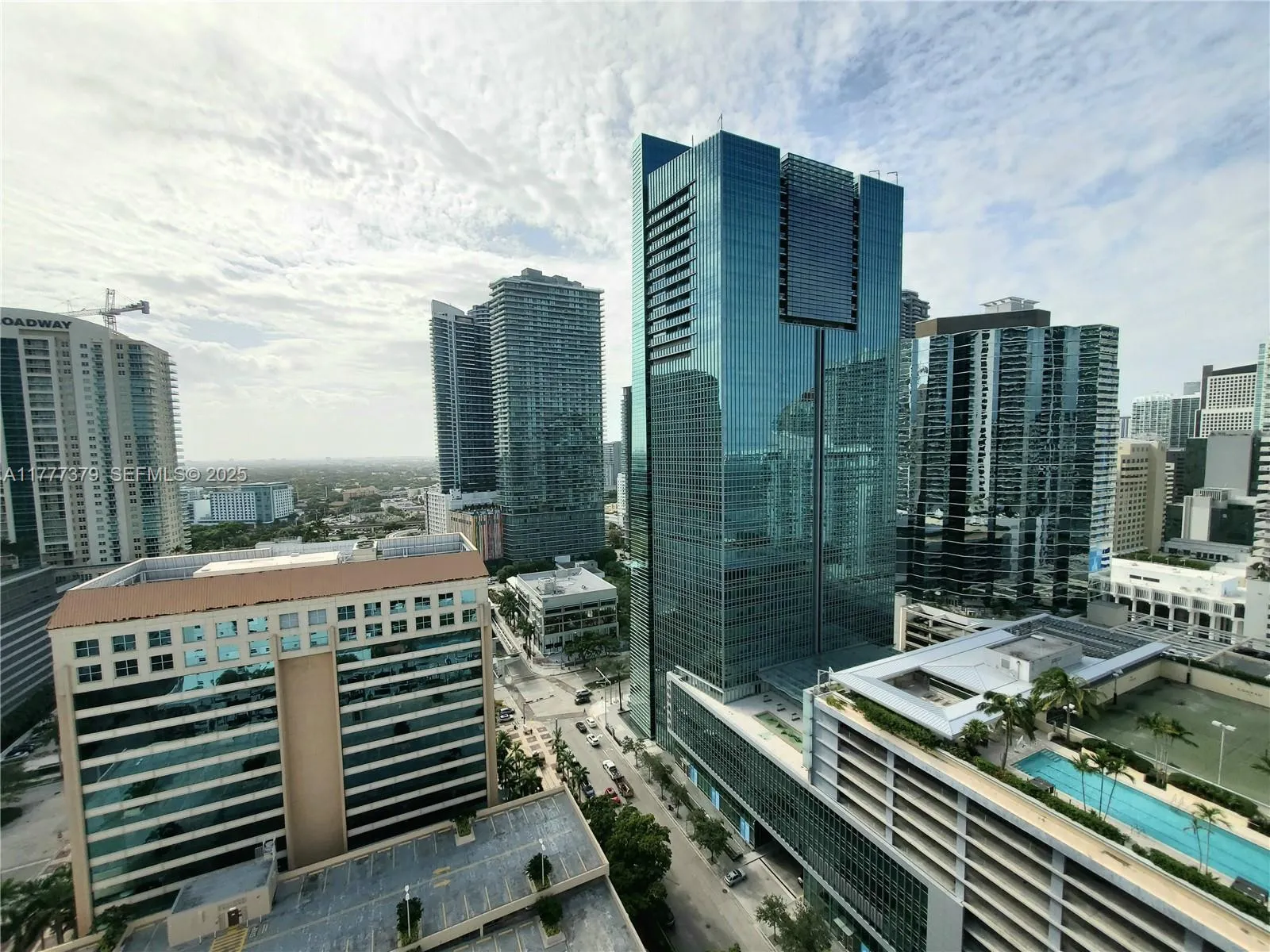 170 Se 14th St 2705, Miami, Florida 33131, Miami, Florida 33131, 2 Bedrooms Bedrooms, ,2 BathroomsBathrooms,Residential,For Sale,170 Se 14th St 2705, Miami, Florida 33131,A11777379