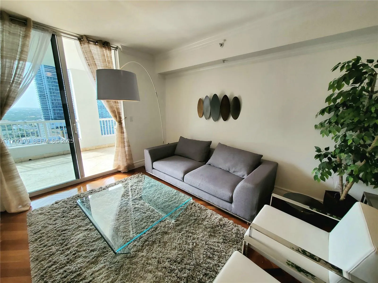 170 Se 14th St 2705, Miami, Florida 33131, Miami, Florida 33131, 2 Bedrooms Bedrooms, ,2 BathroomsBathrooms,Residential,For Sale,170 Se 14th St 2705, Miami, Florida 33131,A11777379