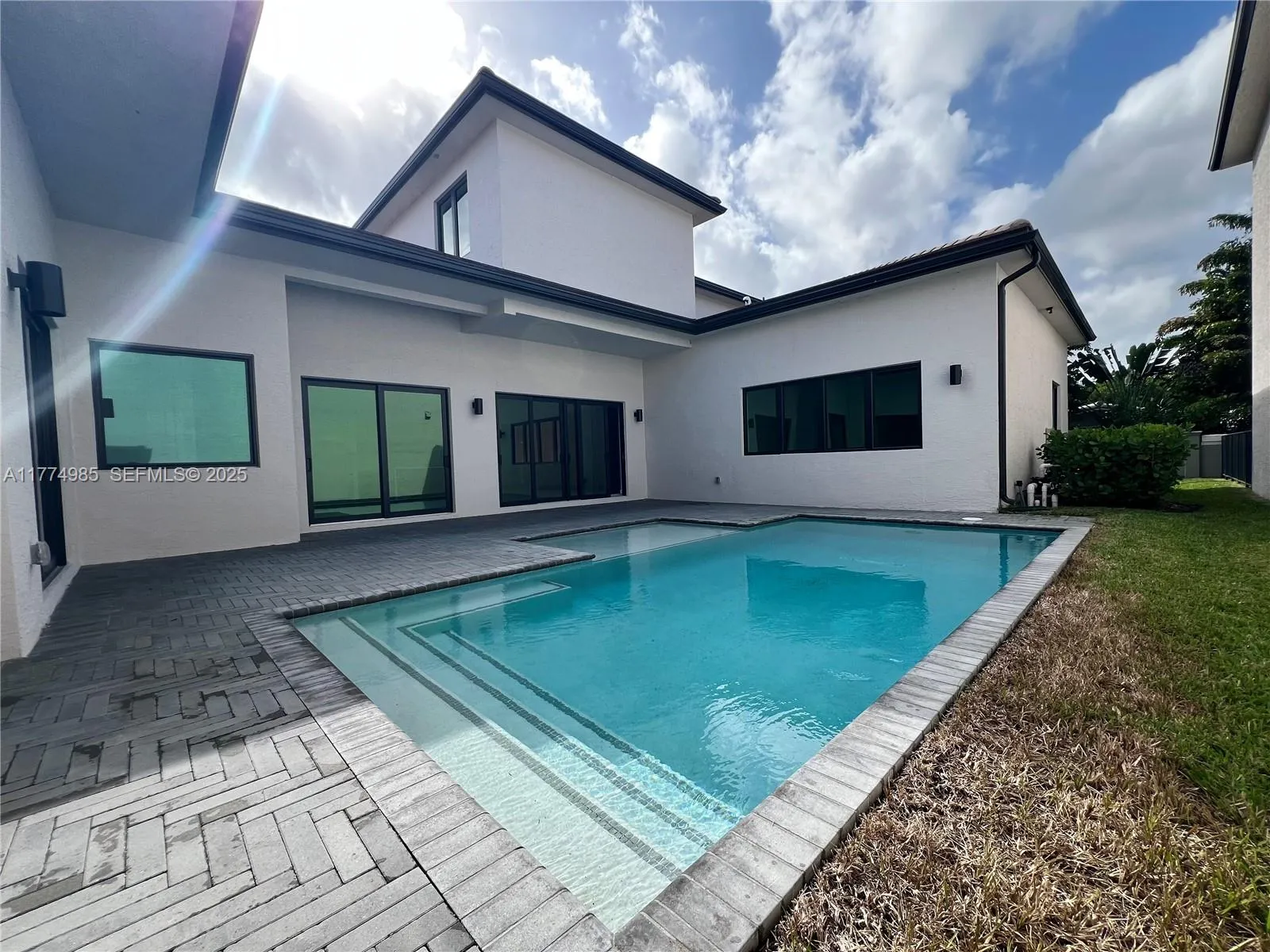 5725 W Ashwood, Hollywood, Florida 33312, Hollywood, Florida 33312, 5 Bedrooms Bedrooms, ,5 BathroomsBathrooms,Residential,For Sale,5725 W Ashwood, Hollywood, Florida 33312,A11774985