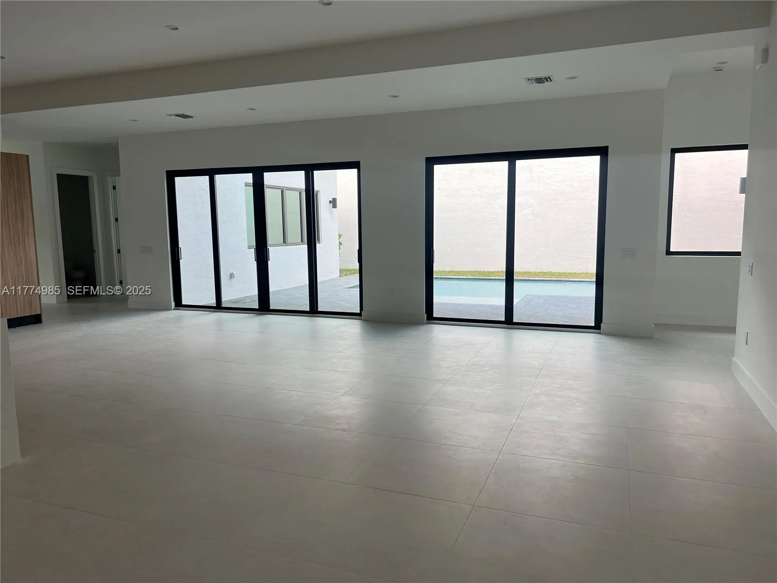 5725 W Ashwood, Hollywood, Florida 33312, Hollywood, Florida 33312, 5 Bedrooms Bedrooms, ,5 BathroomsBathrooms,Residential,For Sale,5725 W Ashwood, Hollywood, Florida 33312,A11774985