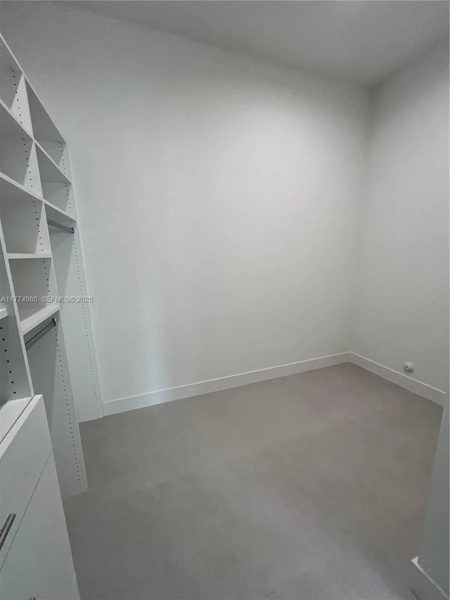 5725 W Ashwood, Hollywood, Florida 33312, Hollywood, Florida 33312, 5 Bedrooms Bedrooms, ,5 BathroomsBathrooms,Residential,For Sale,5725 W Ashwood, Hollywood, Florida 33312,A11774985