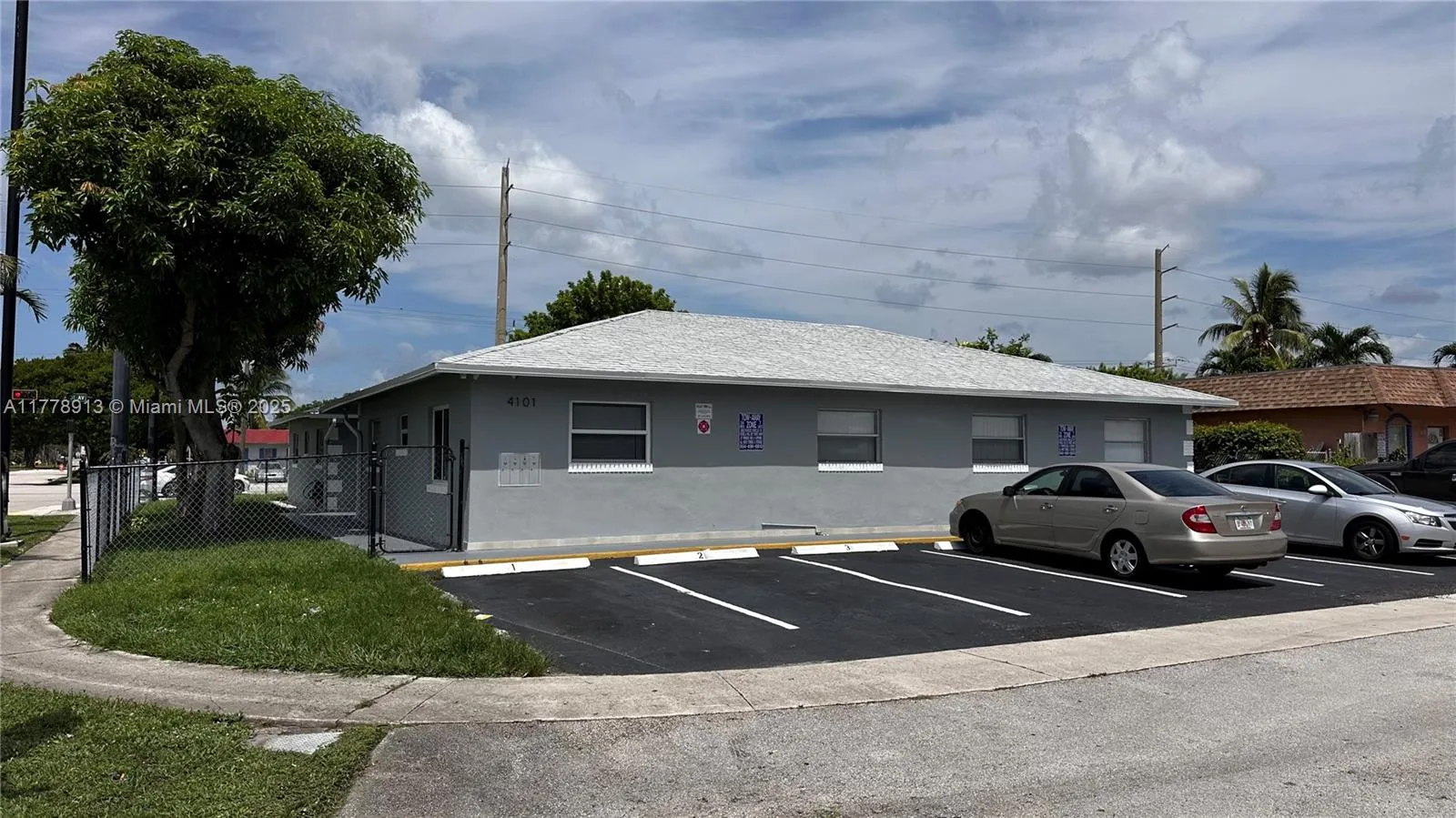 4101 Nw 30th Ter, Lauderdale Lakes, Florida 33309, Lauderdale Lakes, Florida 33309, ,Residential Income,For Sale,4101 Nw 30th Ter, Lauderdale Lakes, Florida 33309,A11778913