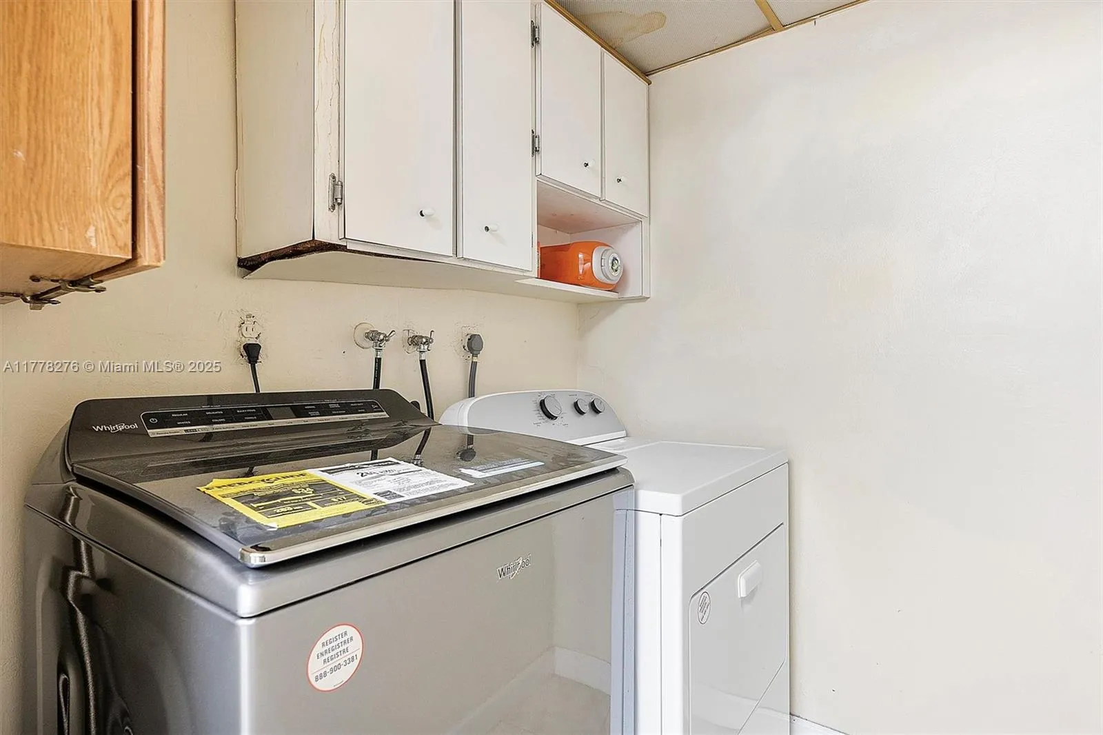 6668 Sw 41st Pl 29, Davie, Florida 33314, Davie, Florida 33314, 4 Bedrooms Bedrooms, ,2 BathroomsBathrooms,Residential,For Sale,6668 Sw 41st Pl 29, Davie, Florida 33314,A11778276