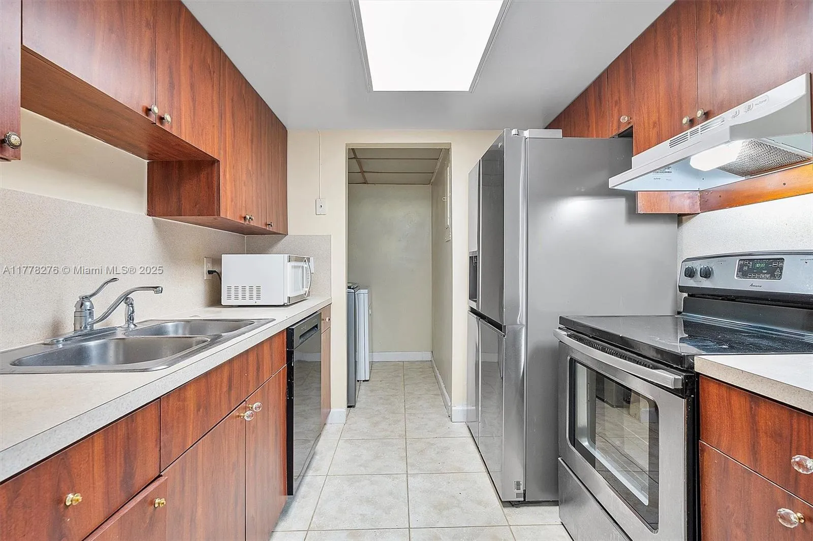 6668 Sw 41st Pl 29, Davie, Florida 33314, Davie, Florida 33314, 4 Bedrooms Bedrooms, ,2 BathroomsBathrooms,Residential,For Sale,6668 Sw 41st Pl 29, Davie, Florida 33314,A11778276