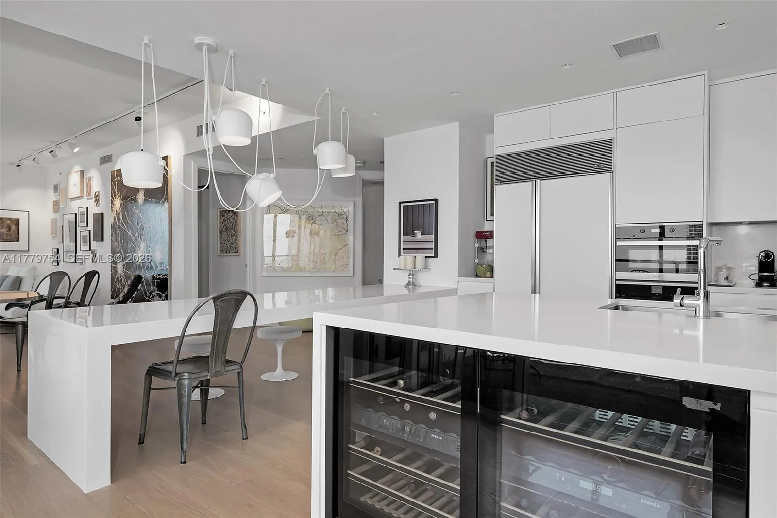 1425 Brickell Ave 61e, Miami, Florida 33131, Miami, Florida 33131, 3 Bedrooms Bedrooms, ,3 BathroomsBathrooms,Residential,For Sale,1425 Brickell Ave 61e, Miami, Florida 33131,A11779754