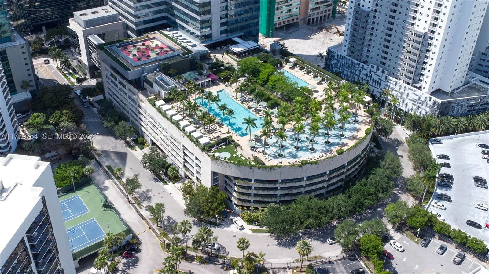 1425 Brickell Ave 61e, Miami, Florida 33131, Miami, Florida 33131, 3 Bedrooms Bedrooms, ,3 BathroomsBathrooms,Residential,For Sale,1425 Brickell Ave 61e, Miami, Florida 33131,A11779754