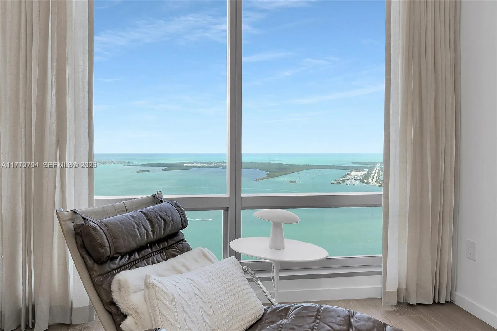 1425 Brickell Ave 61e, Miami, Florida 33131, Miami, Florida 33131, 3 Bedrooms Bedrooms, ,3 BathroomsBathrooms,Residential,For Sale,1425 Brickell Ave 61e, Miami, Florida 33131,A11779754