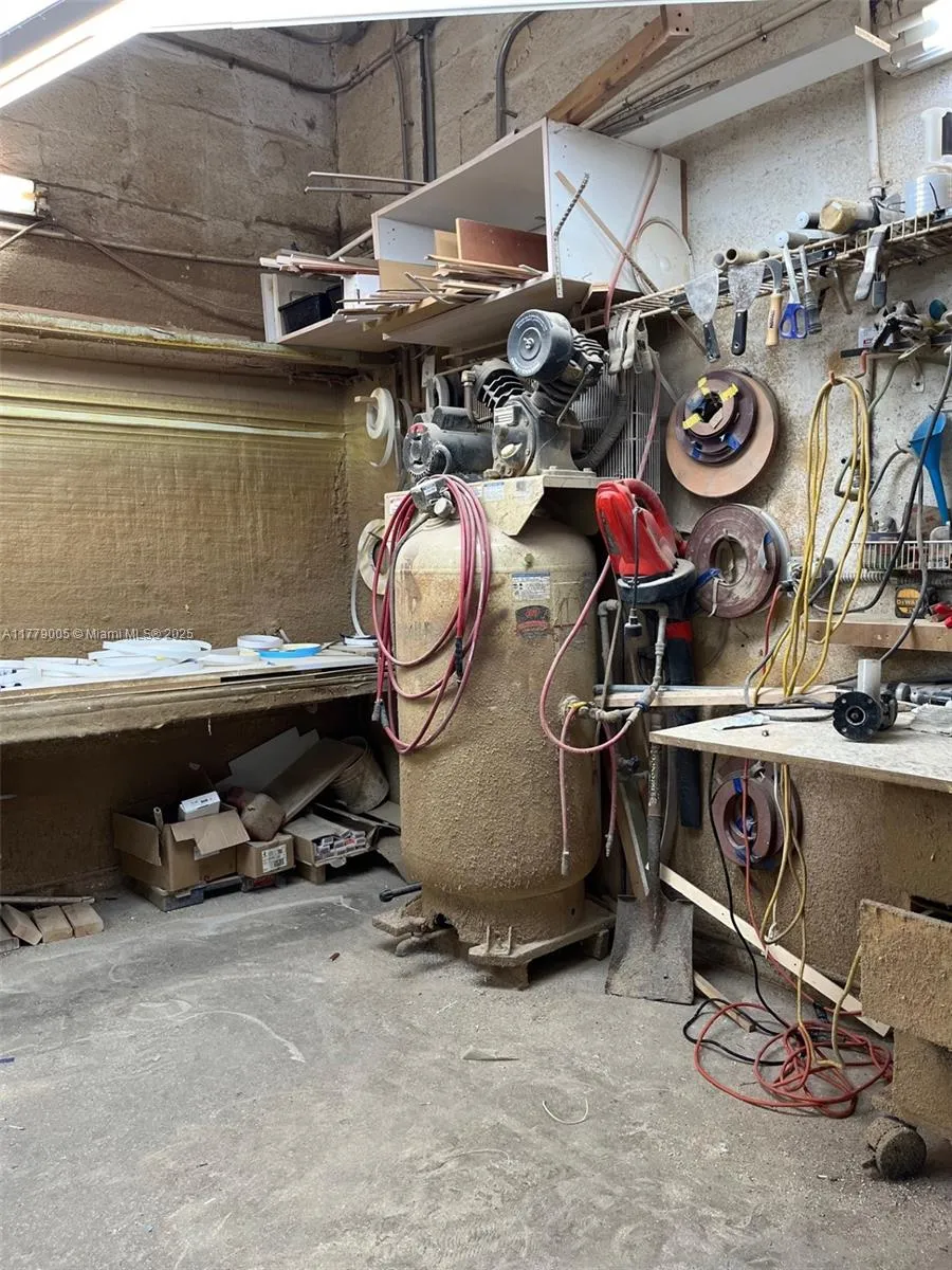 7913 Nw 64th St, Medley, Florida 33166, Medley, Florida 33166, ,Business Opportunity,For Sale,7913 Nw 64th St, Medley, Florida 33166,A11779005