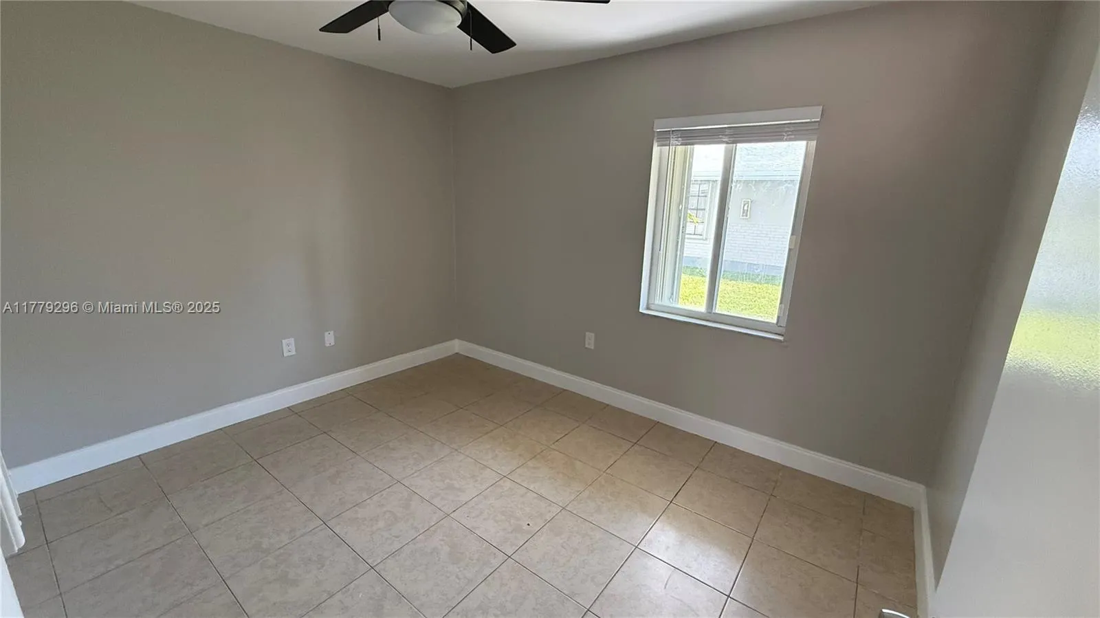 220 Nw 12th St, Pompano Beach, Florida 33060, Pompano Beach, Florida 33060, ,Residential Income,For Sale,220 Nw 12th St, Pompano Beach, Florida 33060,A11779296