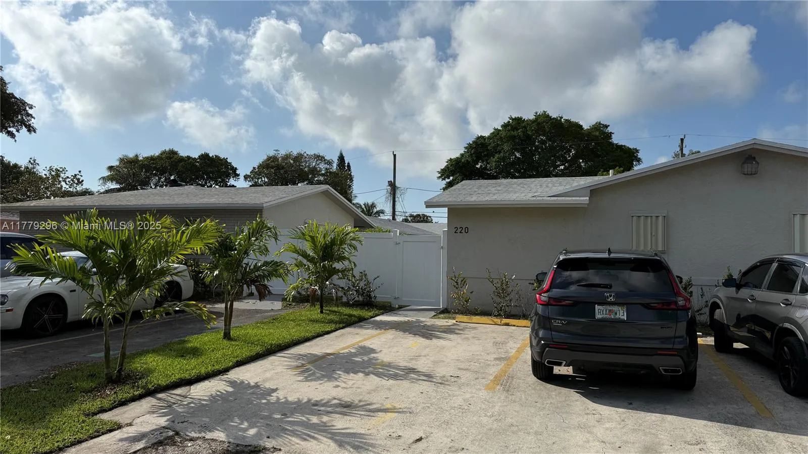 220 Nw 12th St, Pompano Beach, Florida 33060, Pompano Beach, Florida 33060, ,Residential Income,For Sale,220 Nw 12th St, Pompano Beach, Florida 33060,A11779296